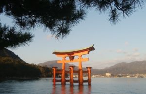 厳島神社の大鳥居