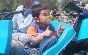 変顔の三男くん