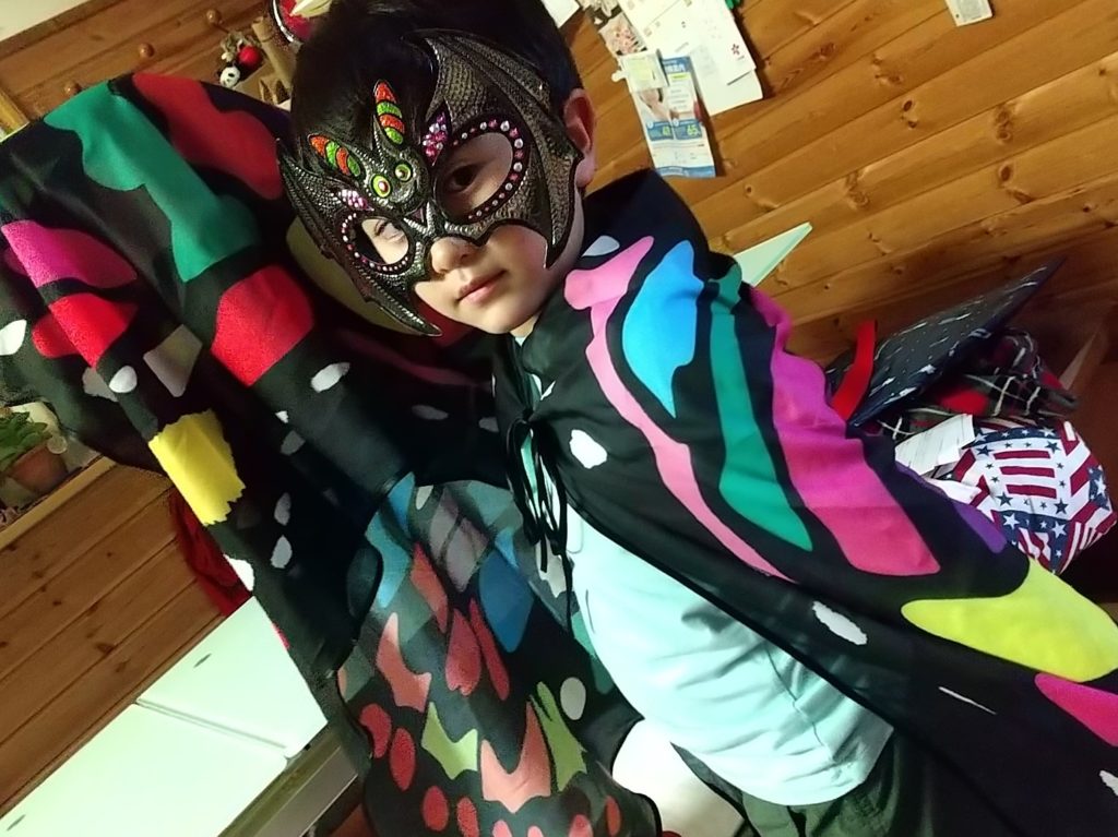 三男チョウのコスプレ